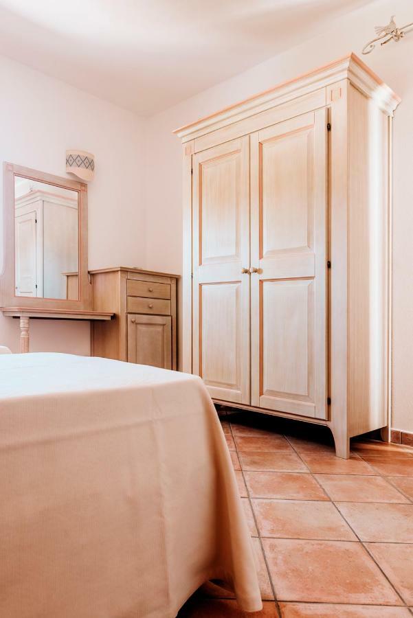 Hotel Il Faro Di Molara 4*